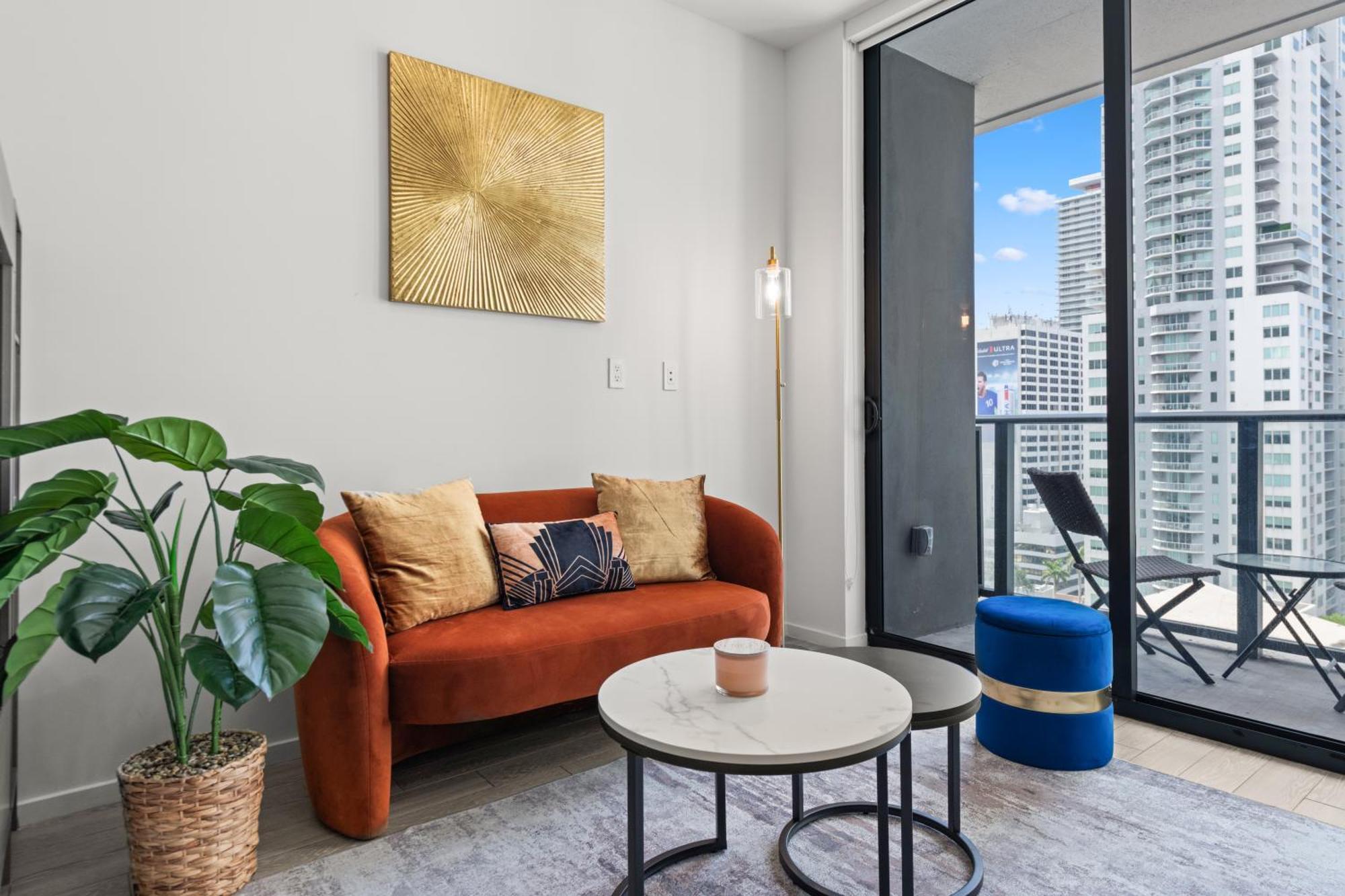 Breezy Stays Luxury Residences - Near Kaseya Center Miami Exterior photo